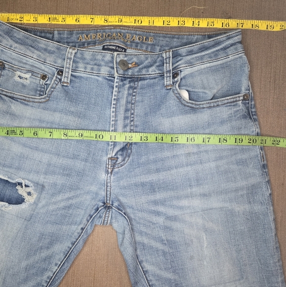 Extreme Flex 4 American Eagle Distressed Jeans - Picture 11 of 11